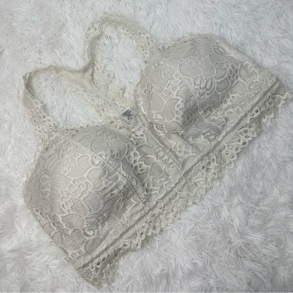 Maurices Other - Maurice’s • White lace plus sized bralette • 1X